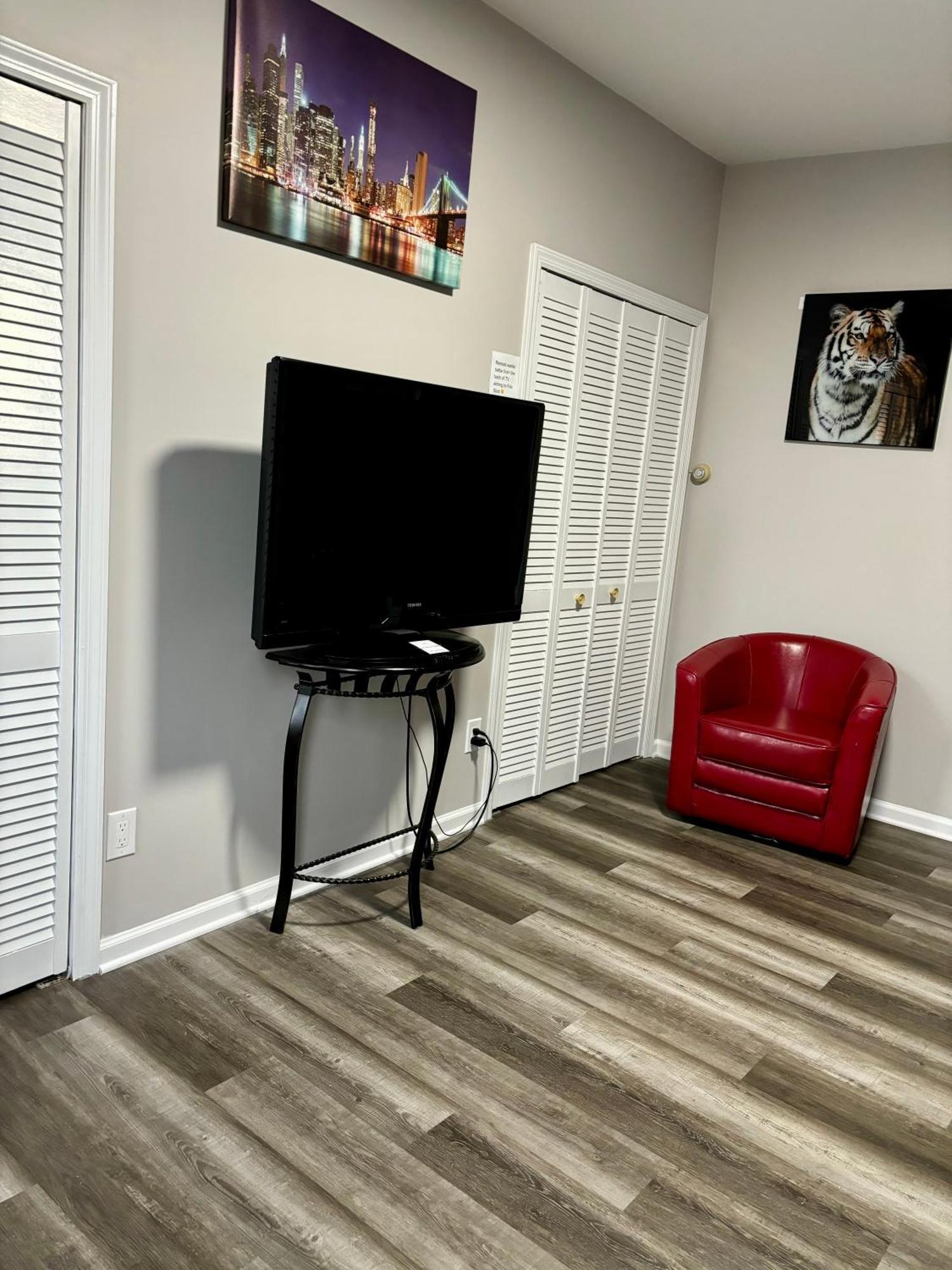 Iron Bound Gem Apartment Newark Luaran gambar